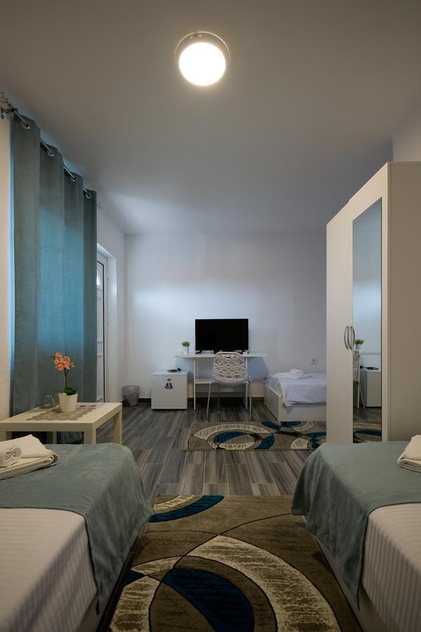 Bed & Breakfast Delikates Stojakovo Экстерьер фото