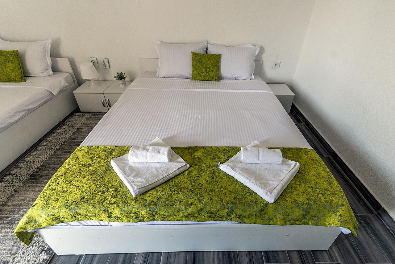 Bed & Breakfast Delikates Stojakovo Экстерьер фото