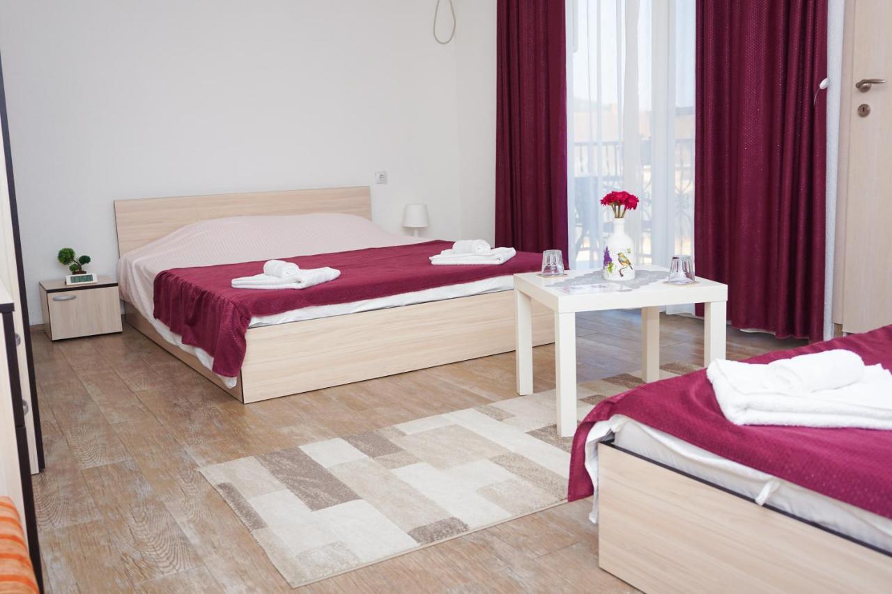 Bed & Breakfast Delikates Stojakovo Экстерьер фото