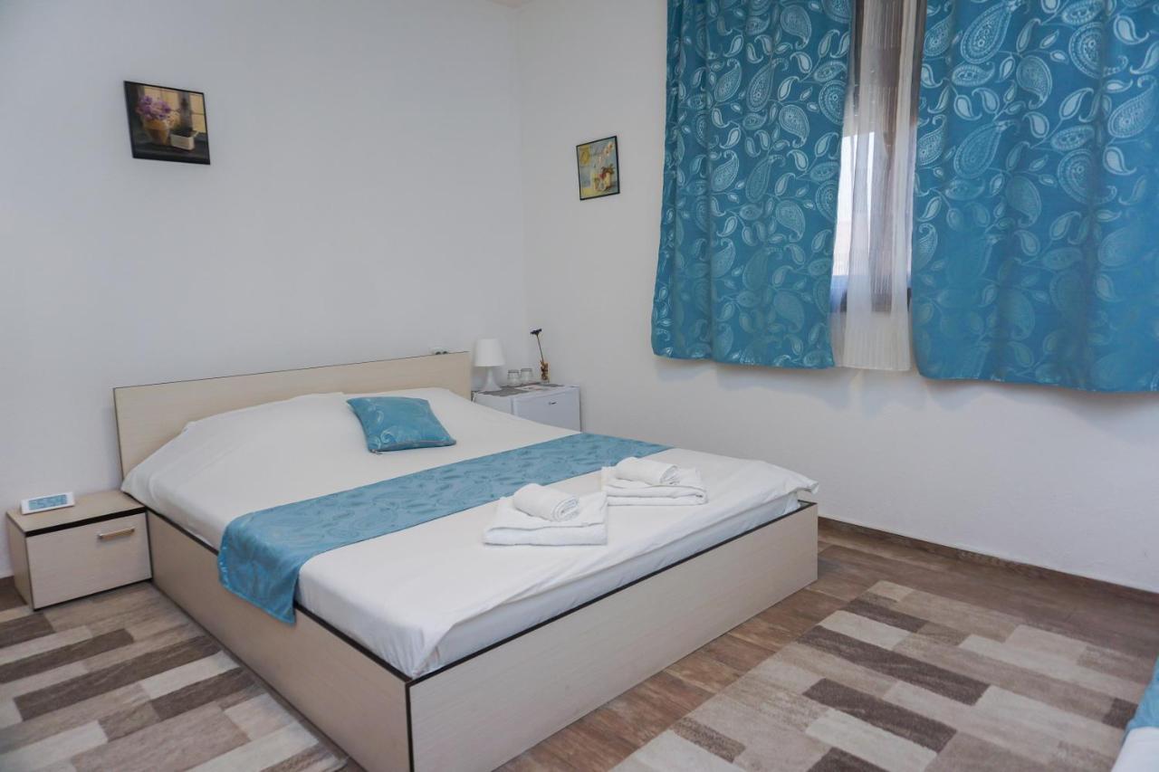Bed & Breakfast Delikates Stojakovo Экстерьер фото