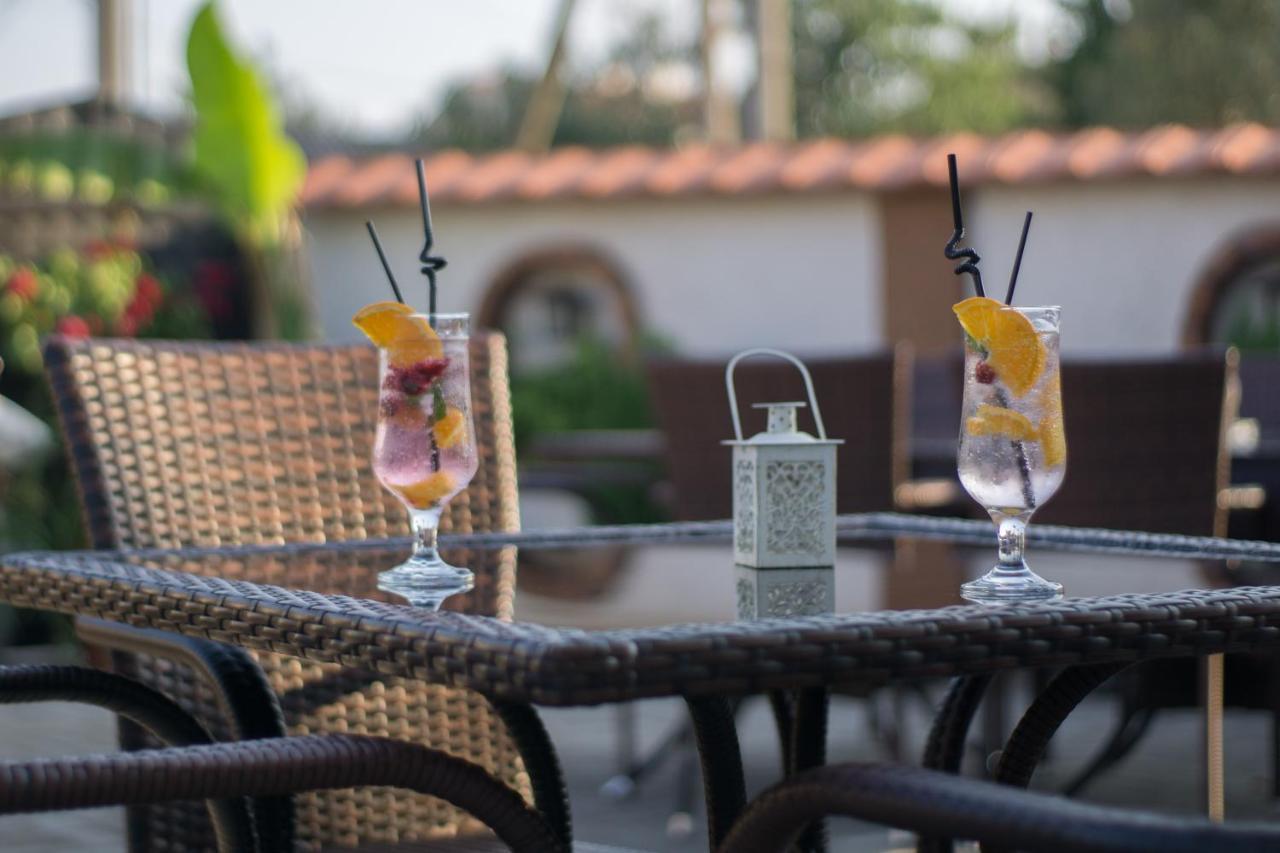 Bed & Breakfast Delikates Stojakovo Экстерьер фото