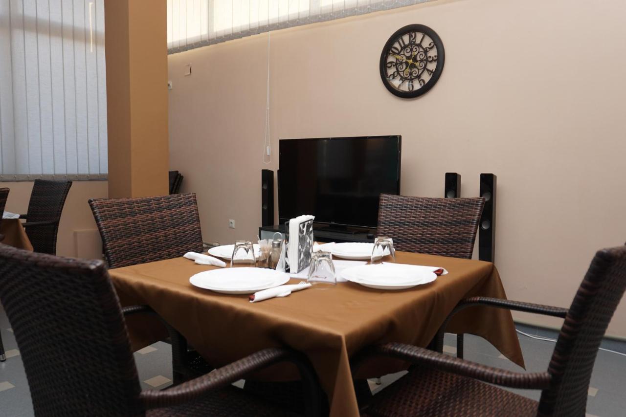 Bed & Breakfast Delikates Stojakovo Экстерьер фото